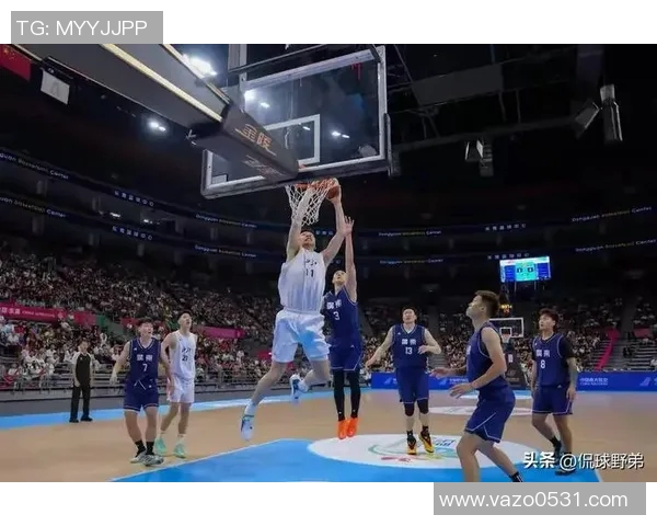 辽宁男篮与河南男篮激战正酣谁将赢得这场篮球巅峰对决